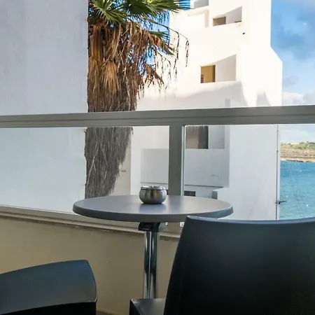Qawra - Modern 2 Bedroom Seaside Daire St. Paul's Bay